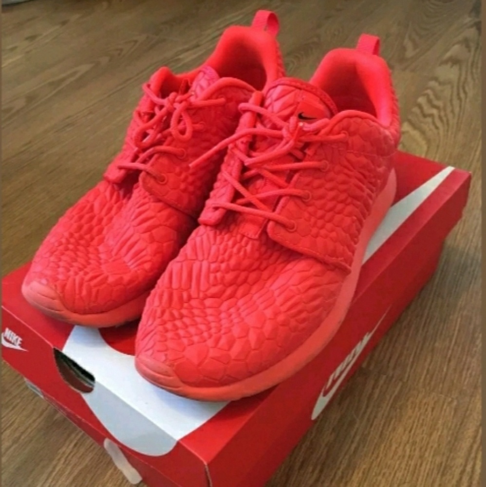 Nike Roshe One DMB